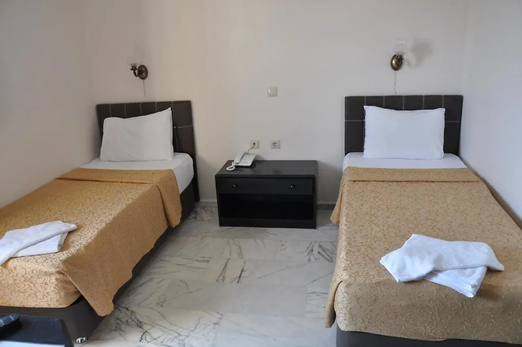 Hotel Kaseria 바이즈